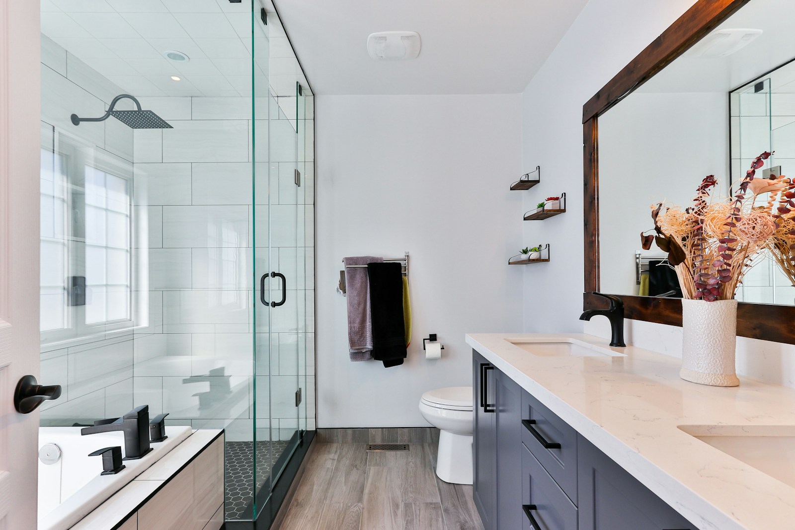 peinture de salle de bain colorée